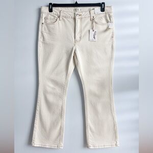 Jessica Simpson Trendy Women’s Plus Size Charmed Ankle Flare Jeans Size 24W
